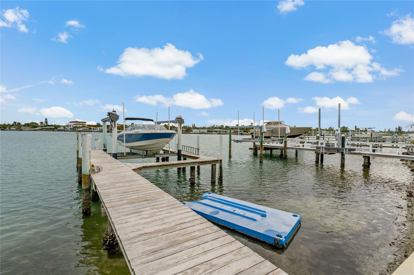 8441 BAYSHORE DR, TREASURE ISLAND, FL, 33706