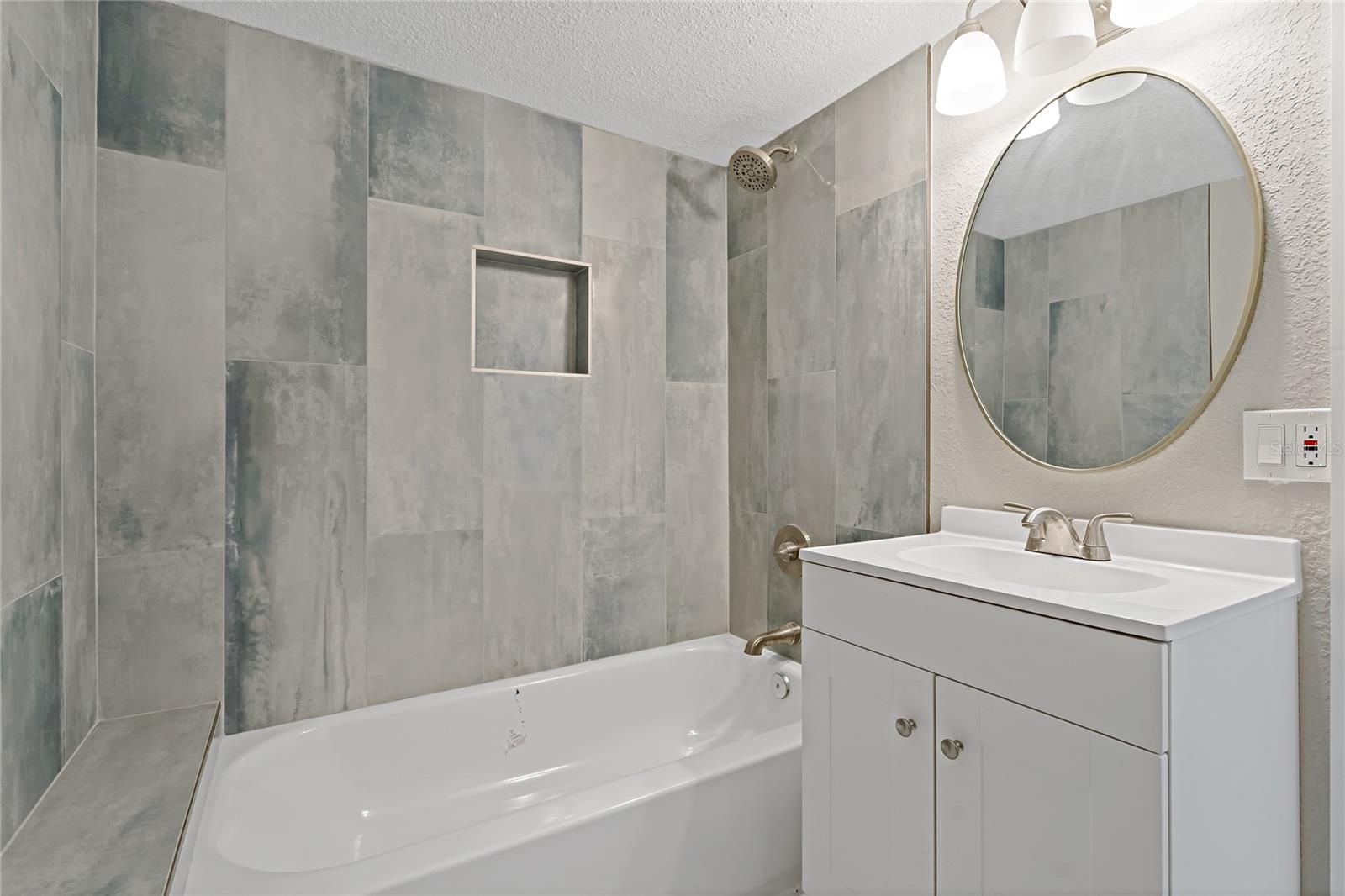8441 BAYSHORE DR, TREASURE ISLAND, FL, 33706