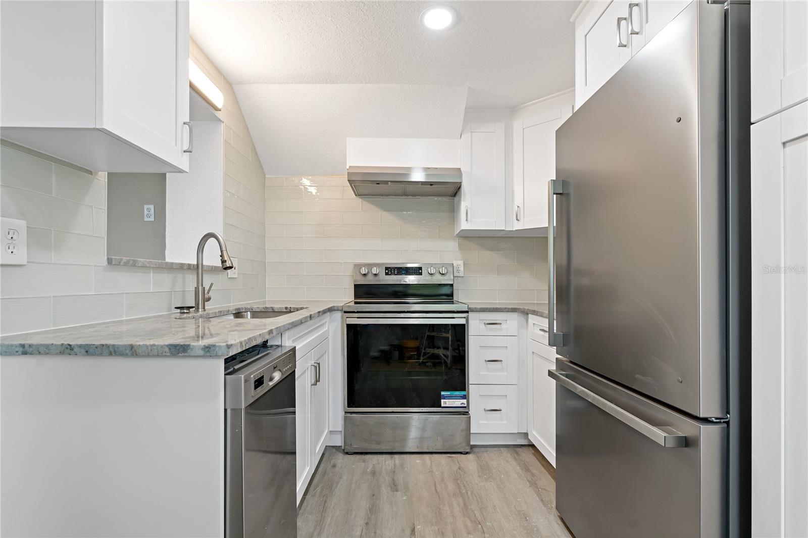8441 BAYSHORE DR, TREASURE ISLAND, FL, 33706