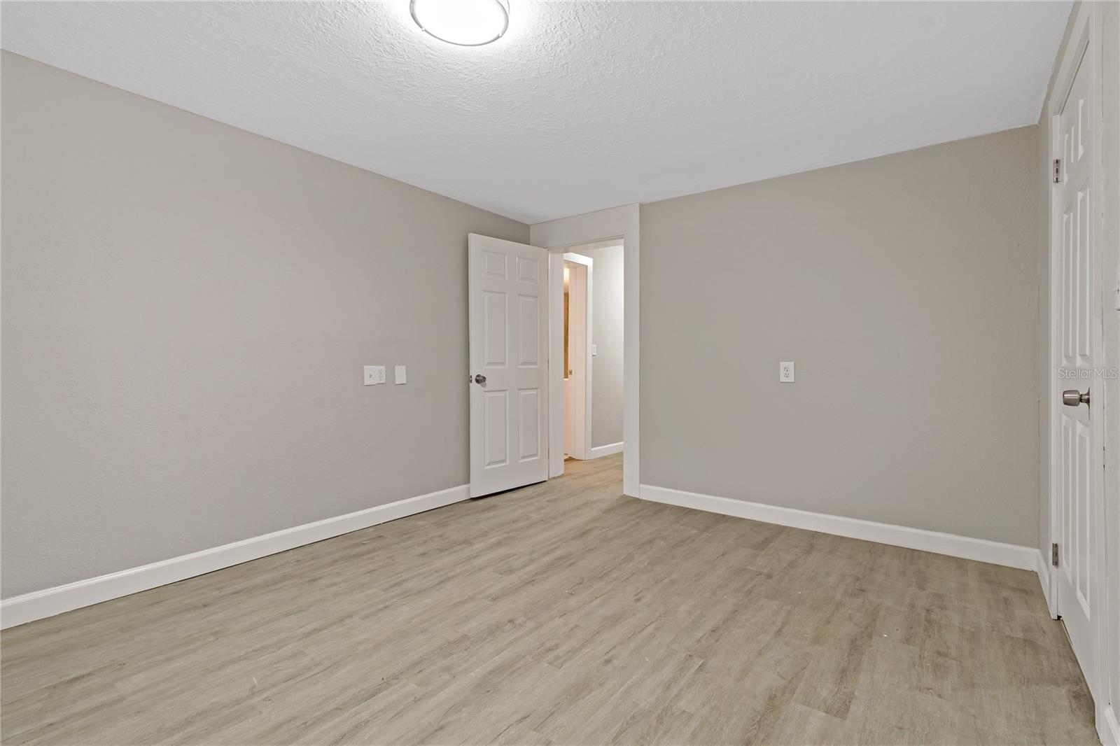 8441 BAYSHORE DR, TREASURE ISLAND, FL, 33706