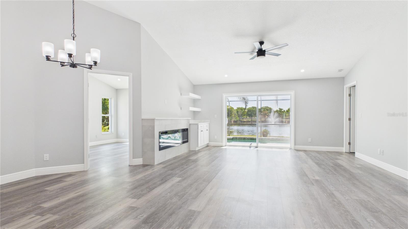 8609 BOYSENBERRY DR, TAMPA, FL, 33635