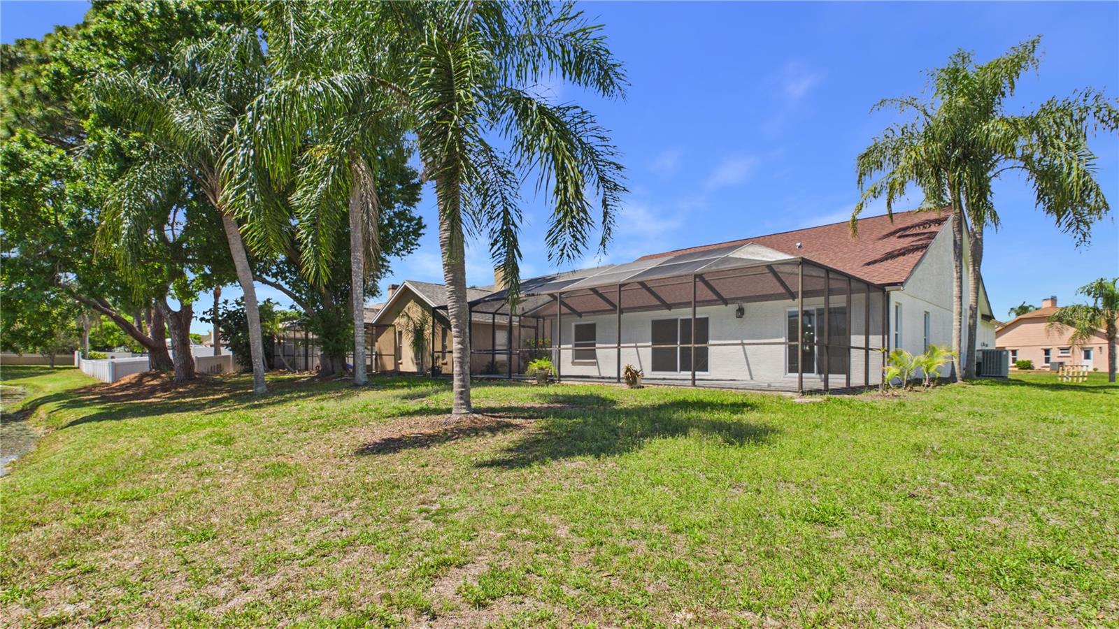 8609 BOYSENBERRY DR, TAMPA, FL, 33635