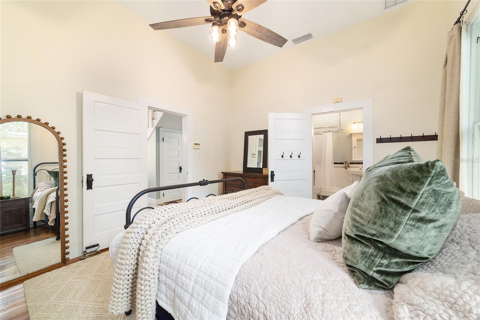 605 SE TUSCAWILLA AVE, OCALA, FL, 34471