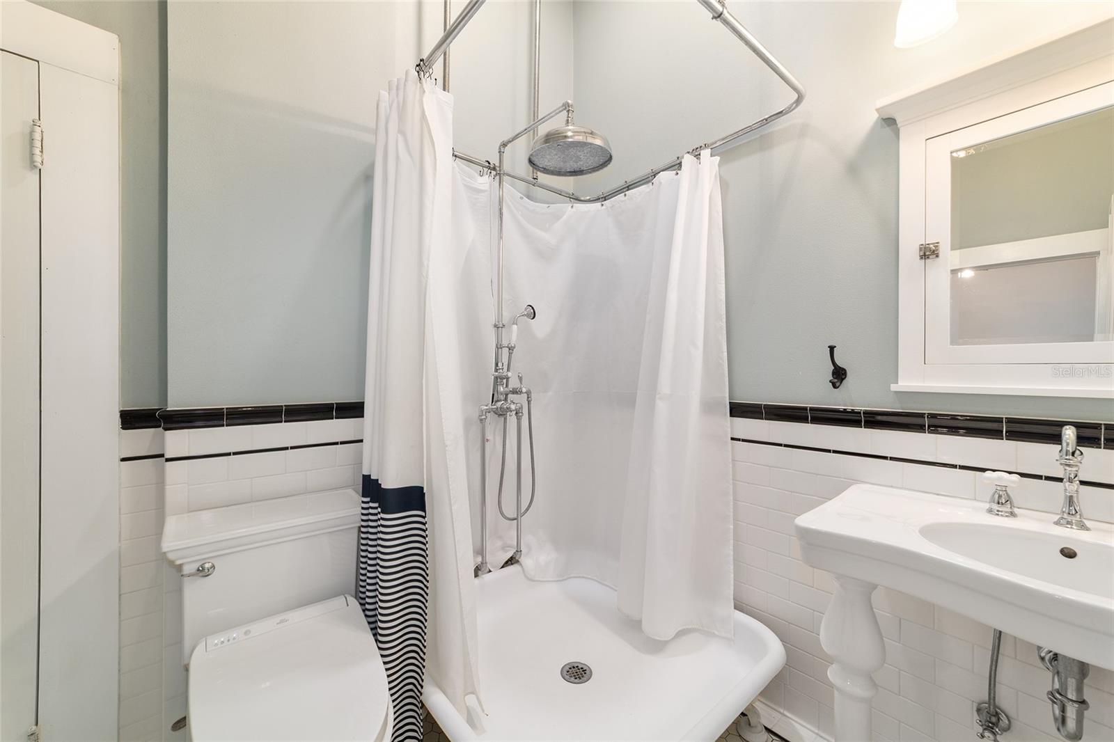 605 SE TUSCAWILLA AVE, OCALA, FL, 34471