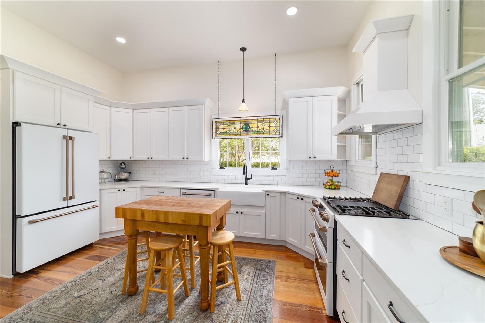 605 SE TUSCAWILLA AVE, OCALA, FL, 34471