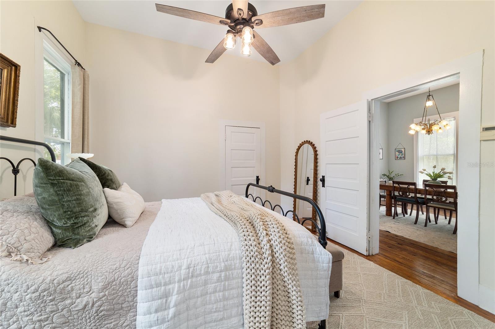 605 SE TUSCAWILLA AVE, OCALA, FL, 34471