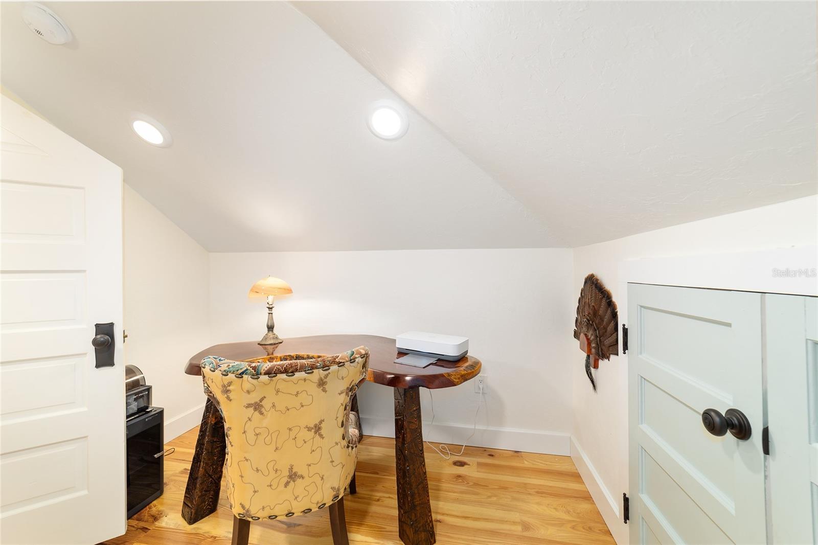 605 SE TUSCAWILLA AVE, OCALA, FL, 34471