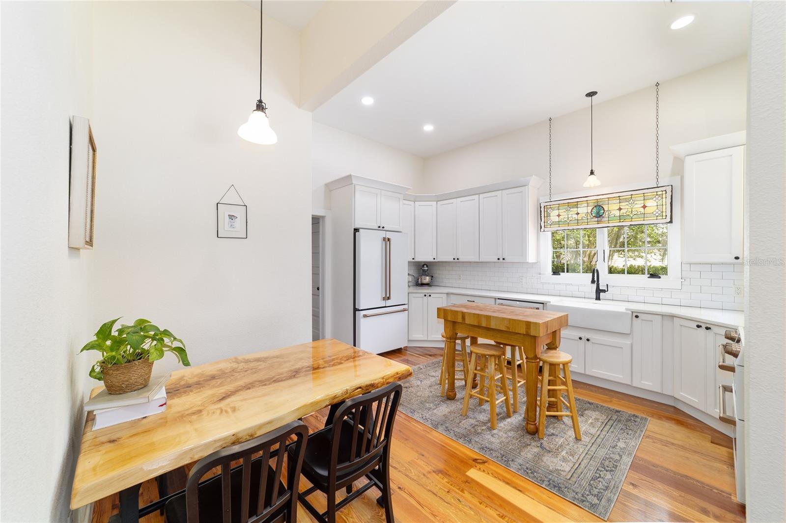 605 SE TUSCAWILLA AVE, OCALA, FL, 34471