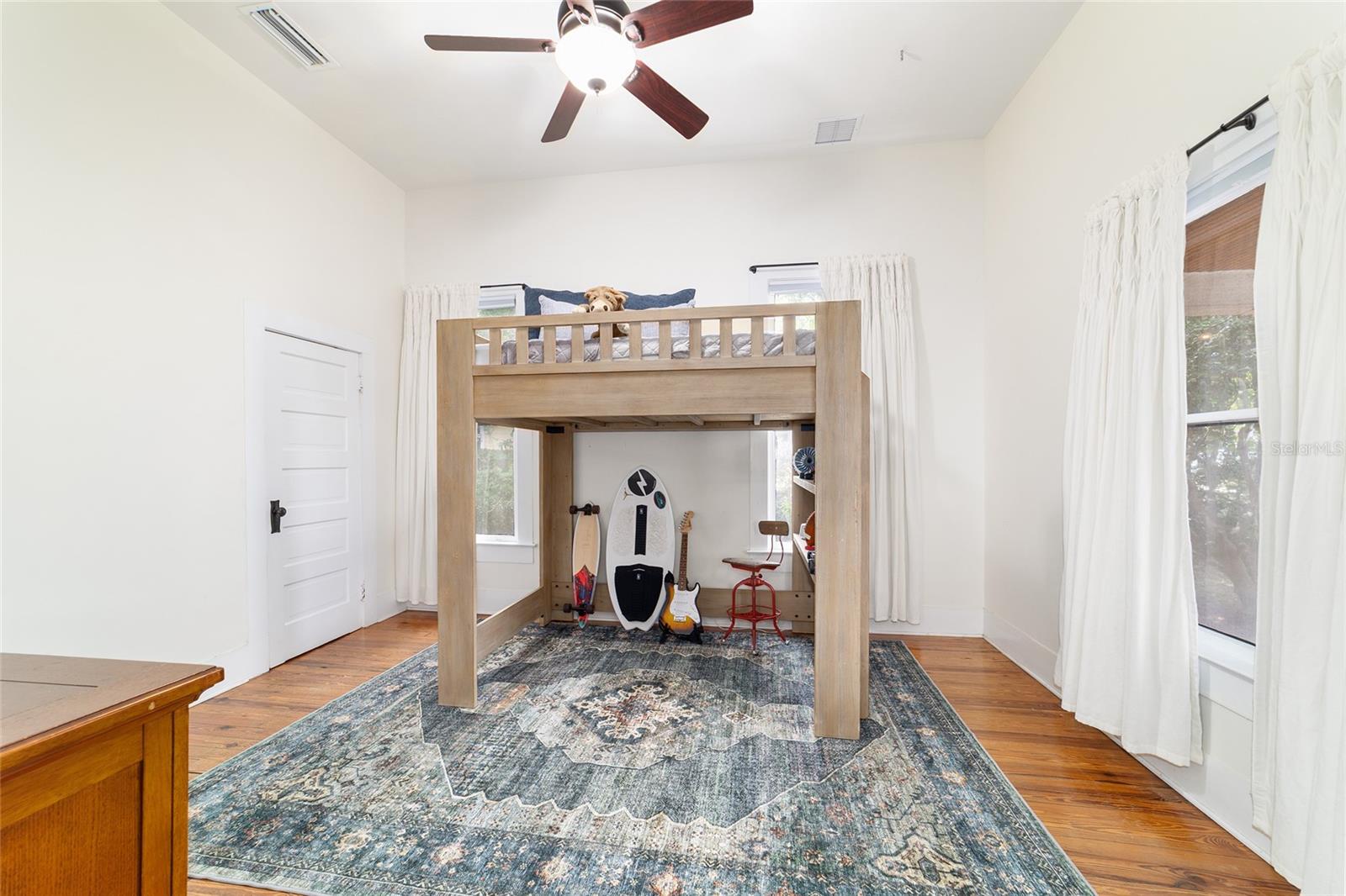 605 SE TUSCAWILLA AVE, OCALA, FL, 34471