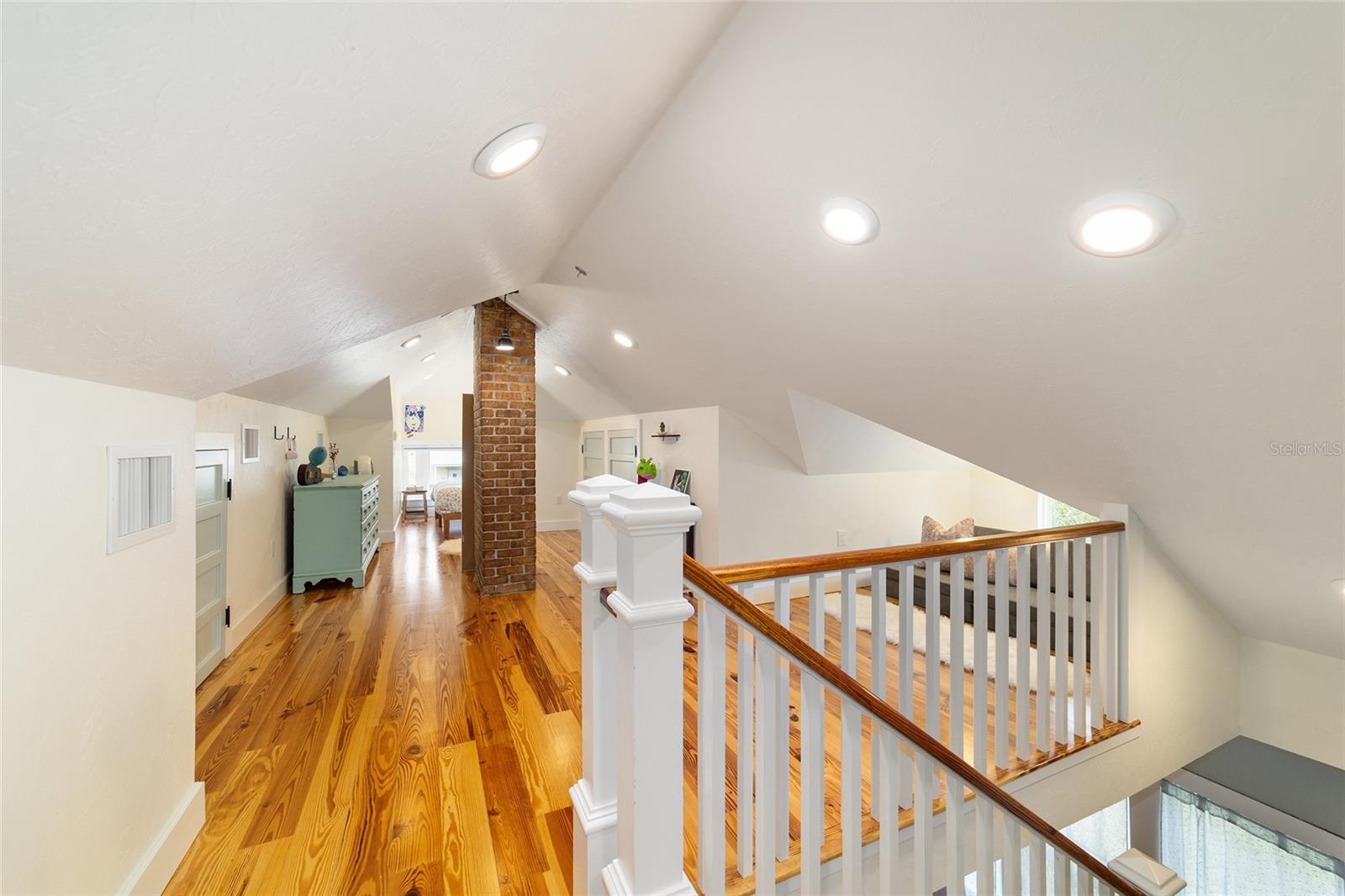 605 SE TUSCAWILLA AVE, OCALA, FL, 34471