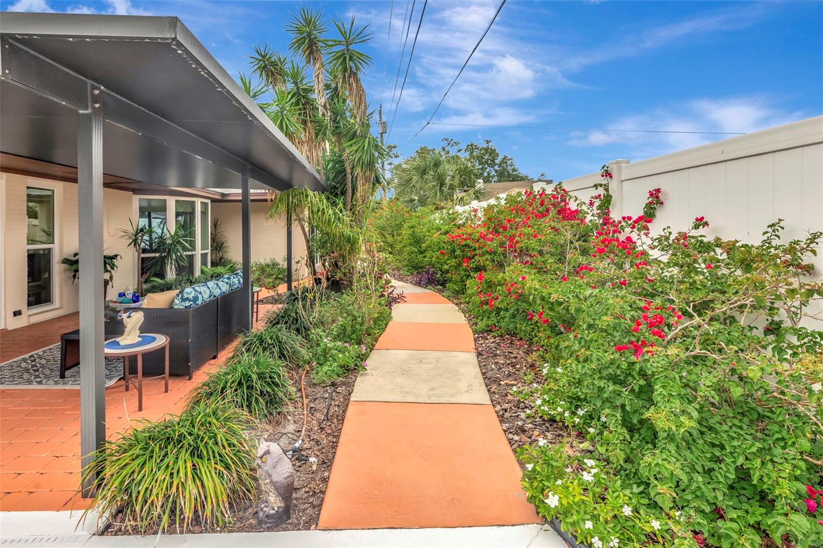 8233 FOREST CIR, SEMINOLE, FL, 33776