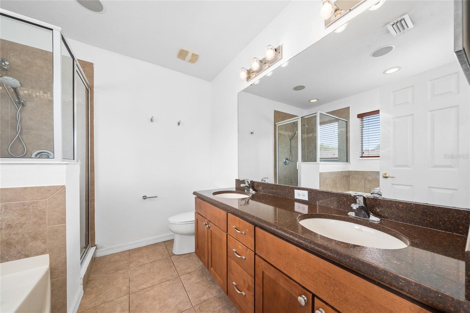 8582 LEELAND ARCHER BLVD, ORLANDO, FL, 32836