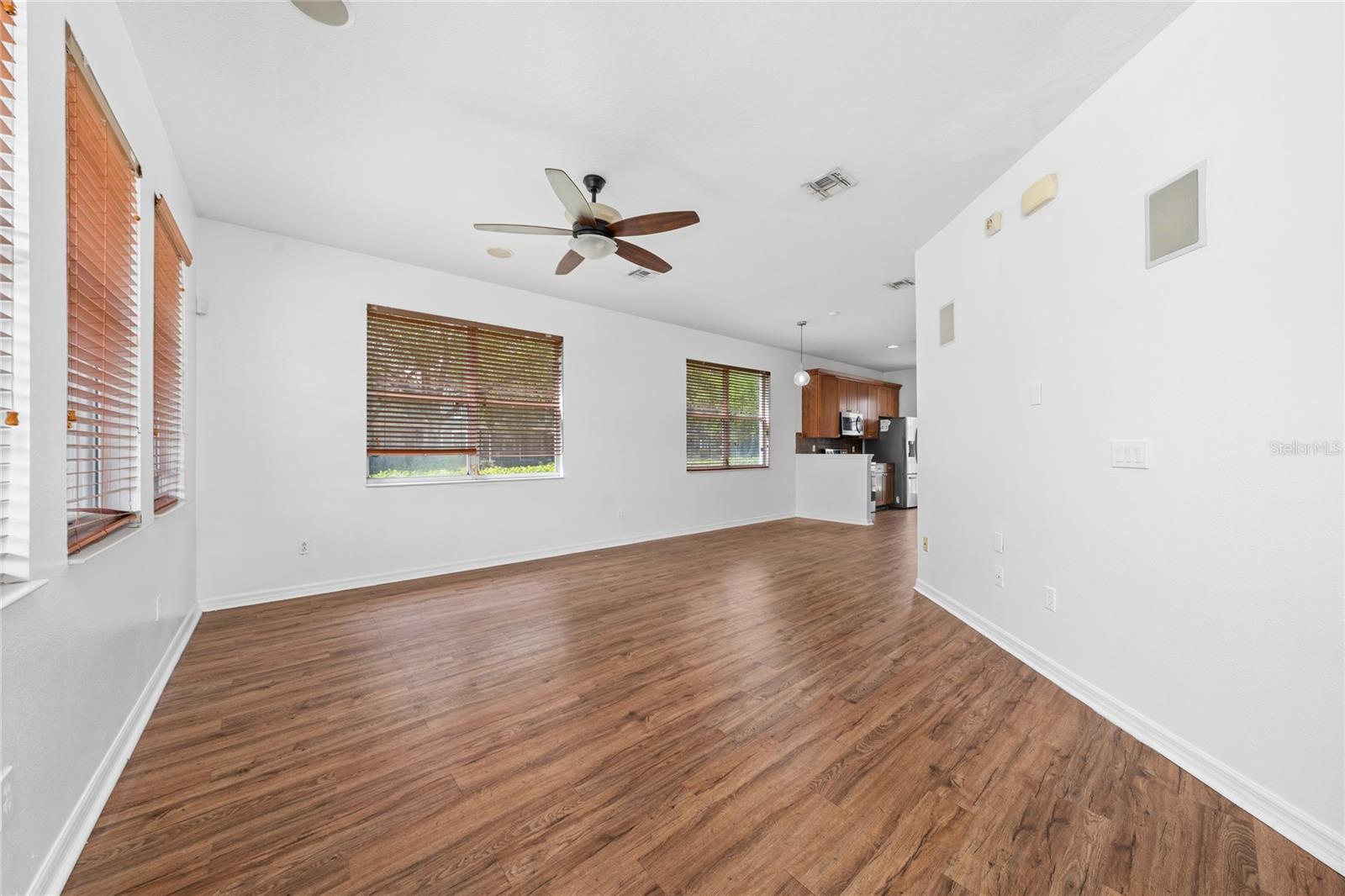 8582 LEELAND ARCHER BLVD, ORLANDO, FL, 32836