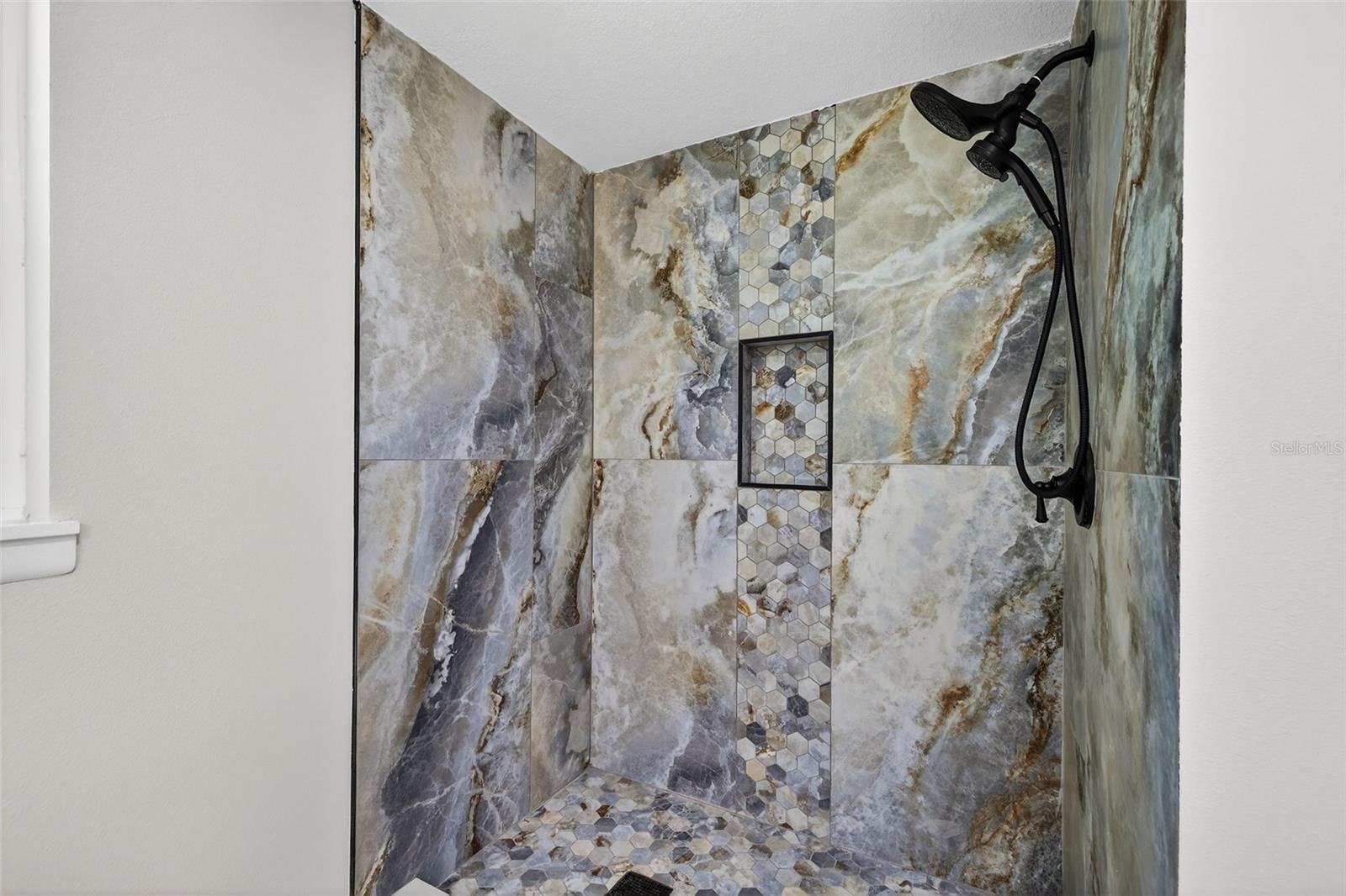 2207 HENNESEN DR, CLEARWATER, FL, 33764