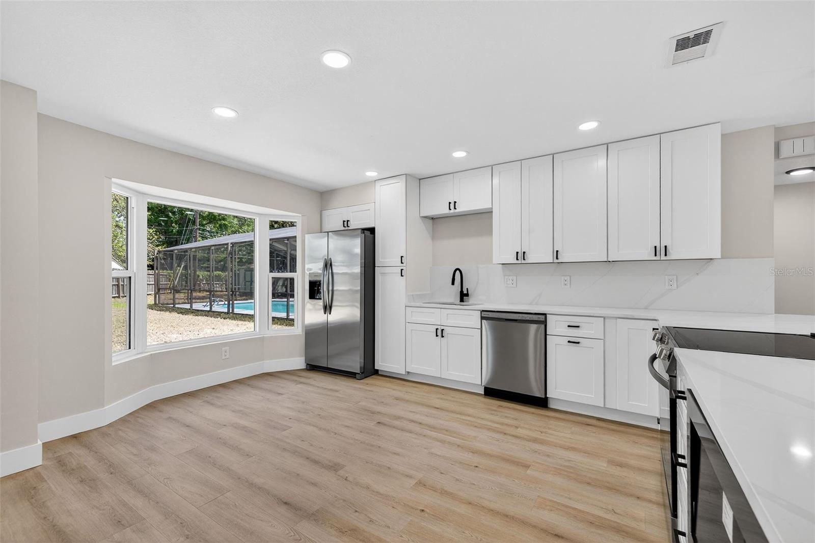 2207 HENNESEN DR, CLEARWATER, FL, 33764