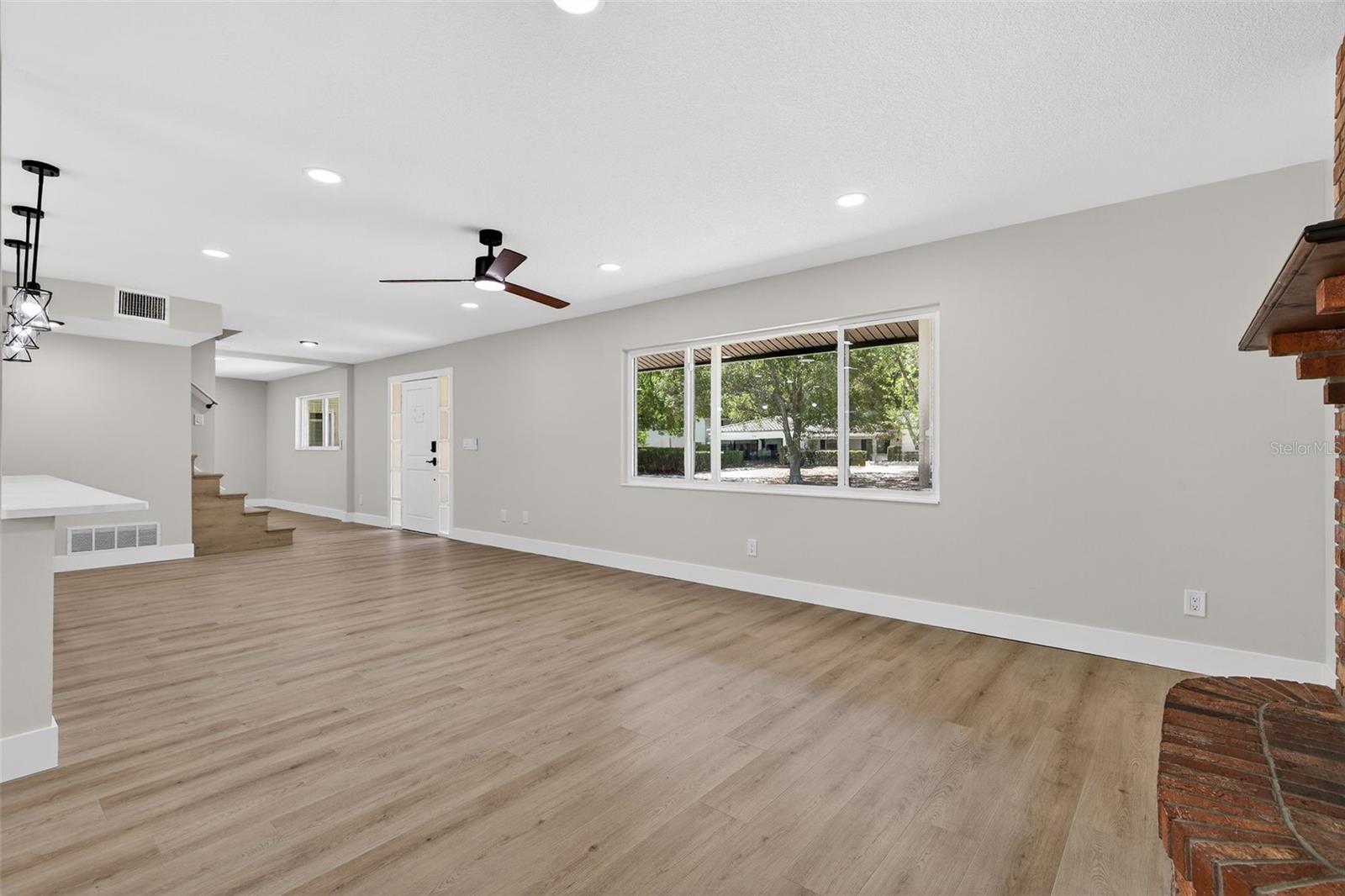 2207 HENNESEN DR, CLEARWATER, FL, 33764