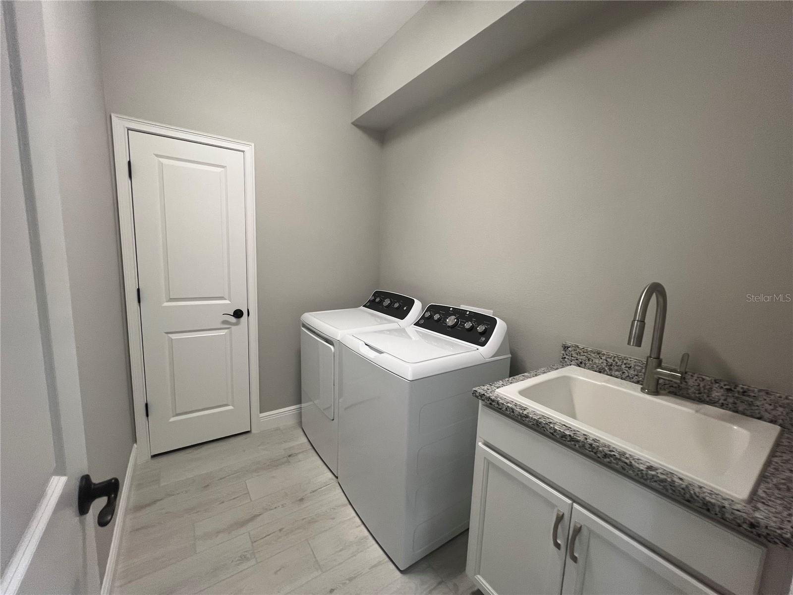 133 THELMA DR, ROTONDA WEST, FL, 33947