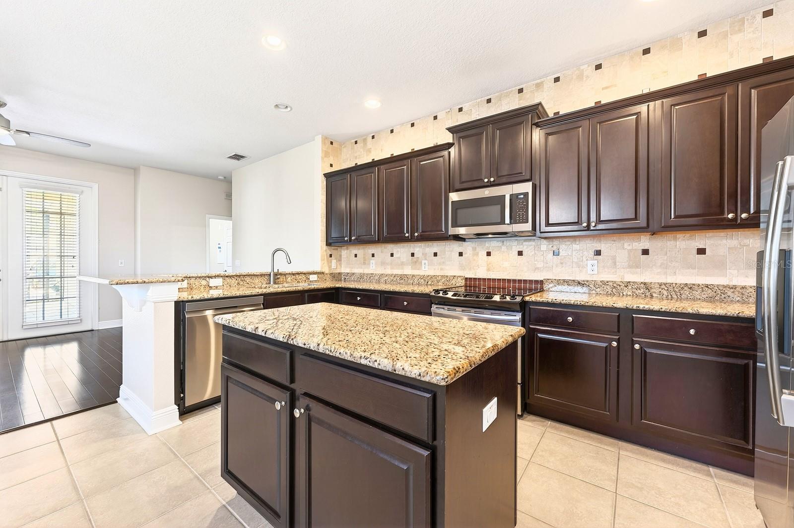 918 SEBURN RD, APOPKA, FL, 32703