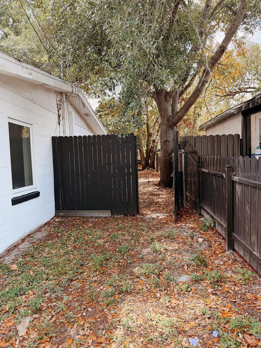 4009 DELEUIL AVE, TAMPA, FL, 33610