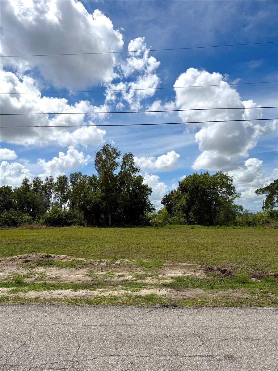 2142 NE 26TH ST, CAPE CORAL, FL, 33909