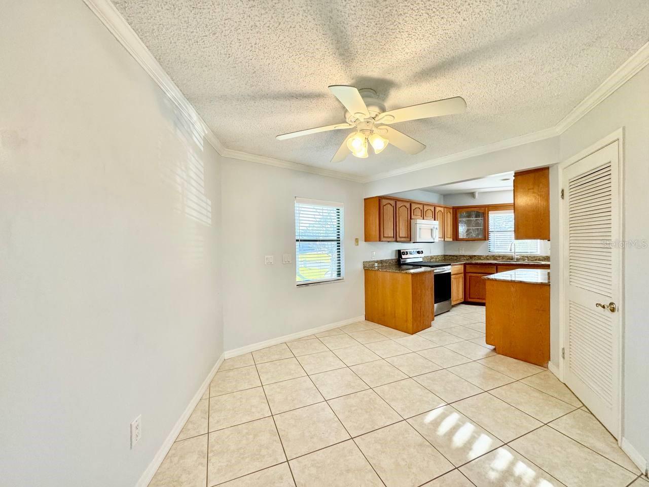 4112 BEACH DR SE, ST PETERSBURG, FL, 33705