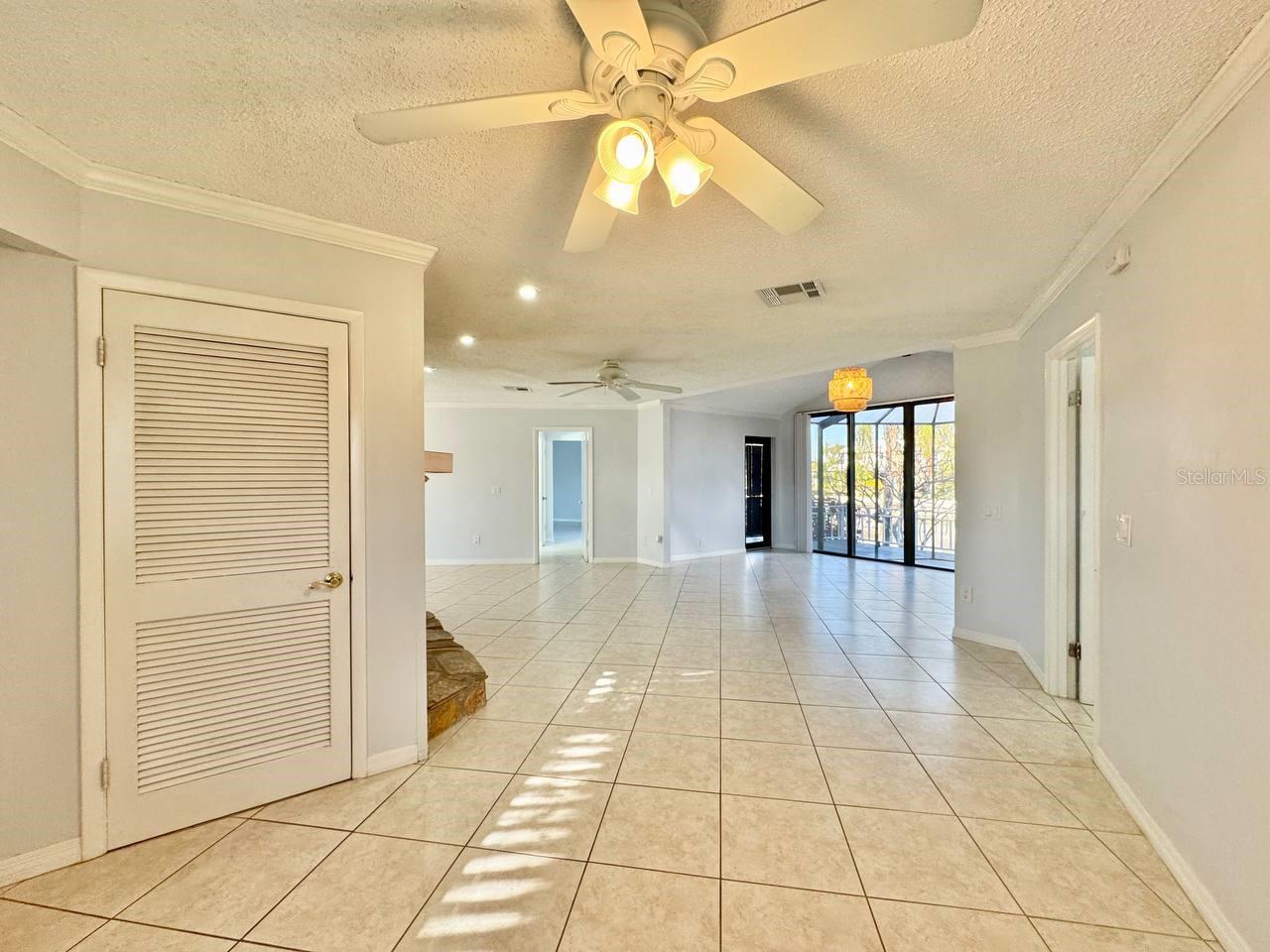 4112 BEACH DR SE, ST PETERSBURG, FL, 33705