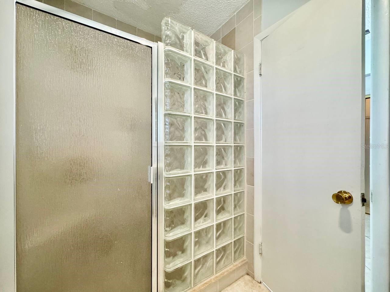 4112 BEACH DR SE, ST PETERSBURG, FL, 33705