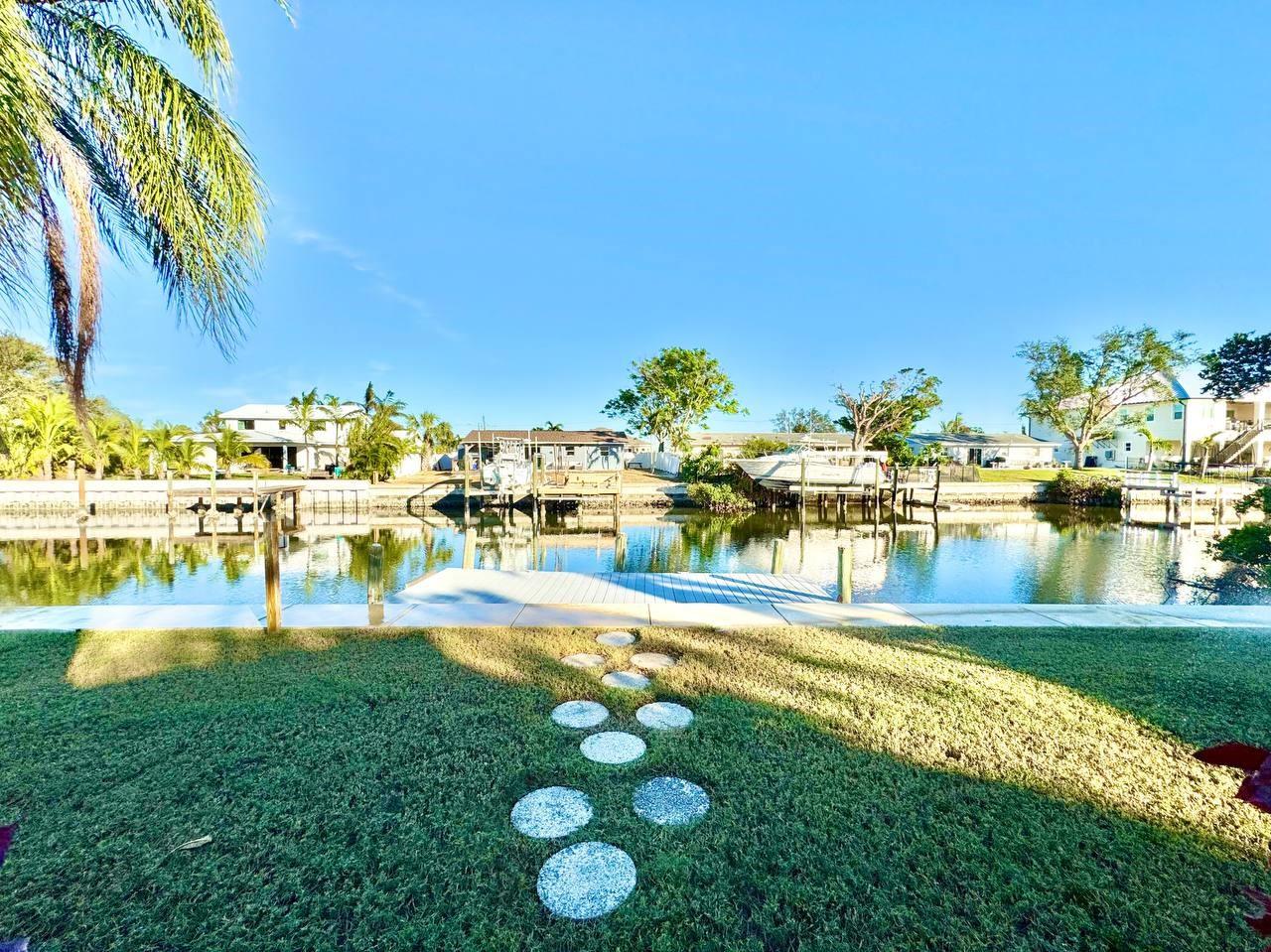 4112 BEACH DR SE, ST PETERSBURG, FL, 33705
