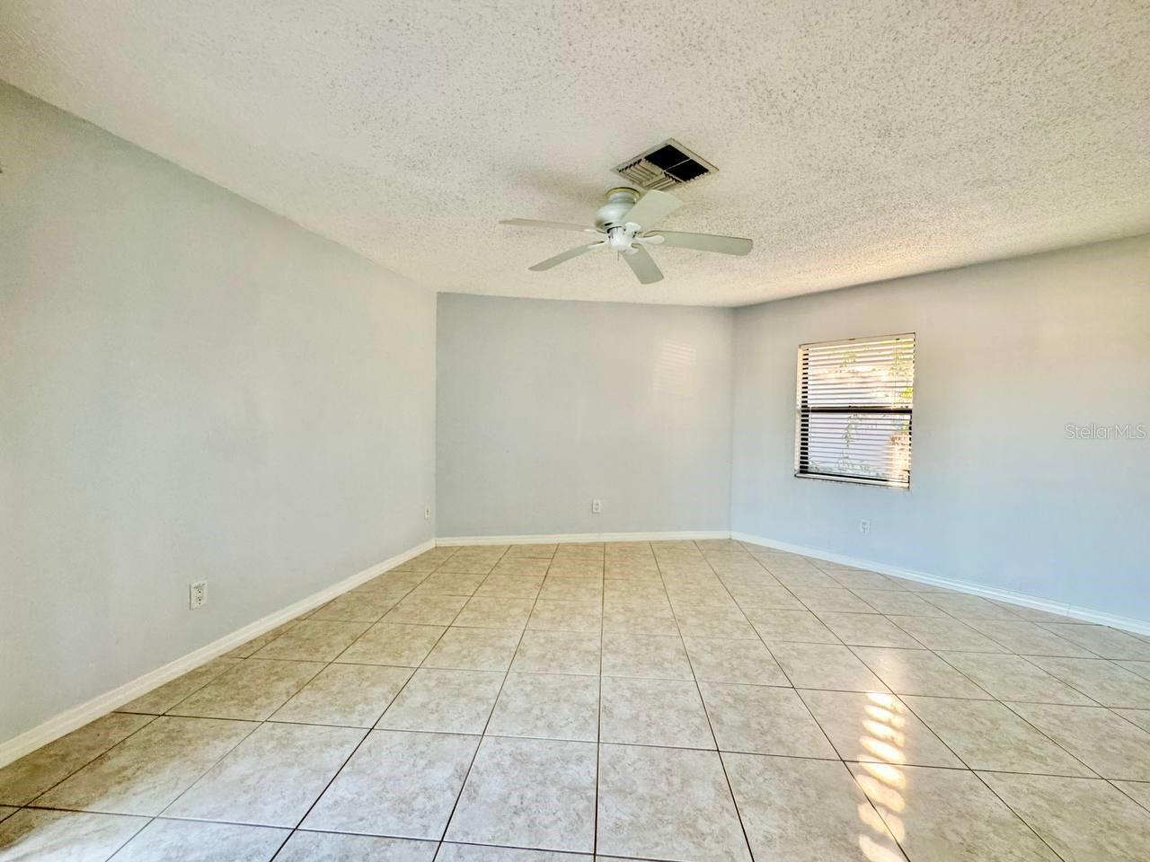 4112 BEACH DR SE, ST PETERSBURG, FL, 33705
