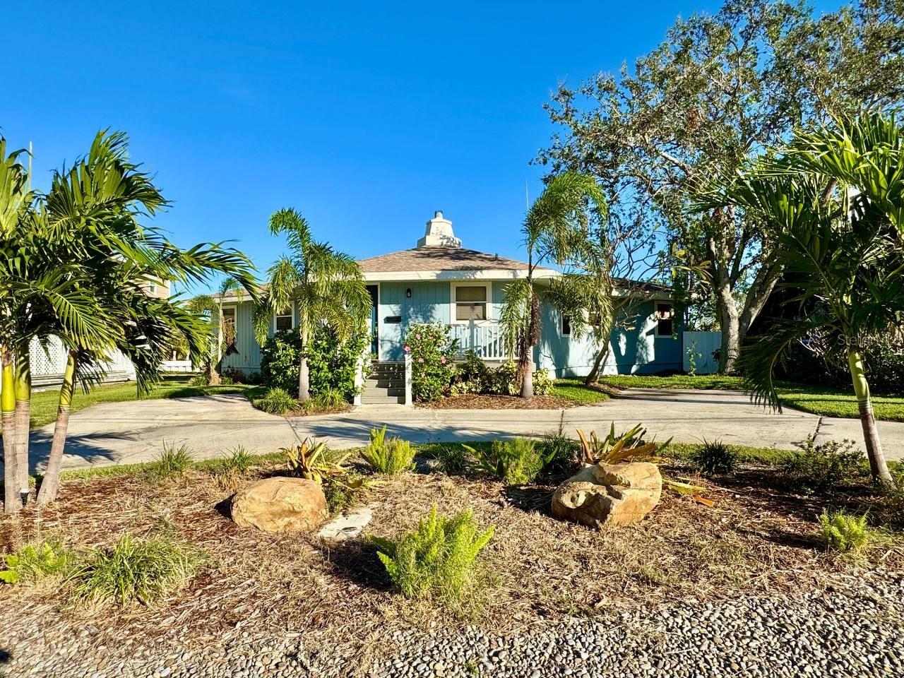 4112 BEACH DR SE, ST PETERSBURG, FL, 33705