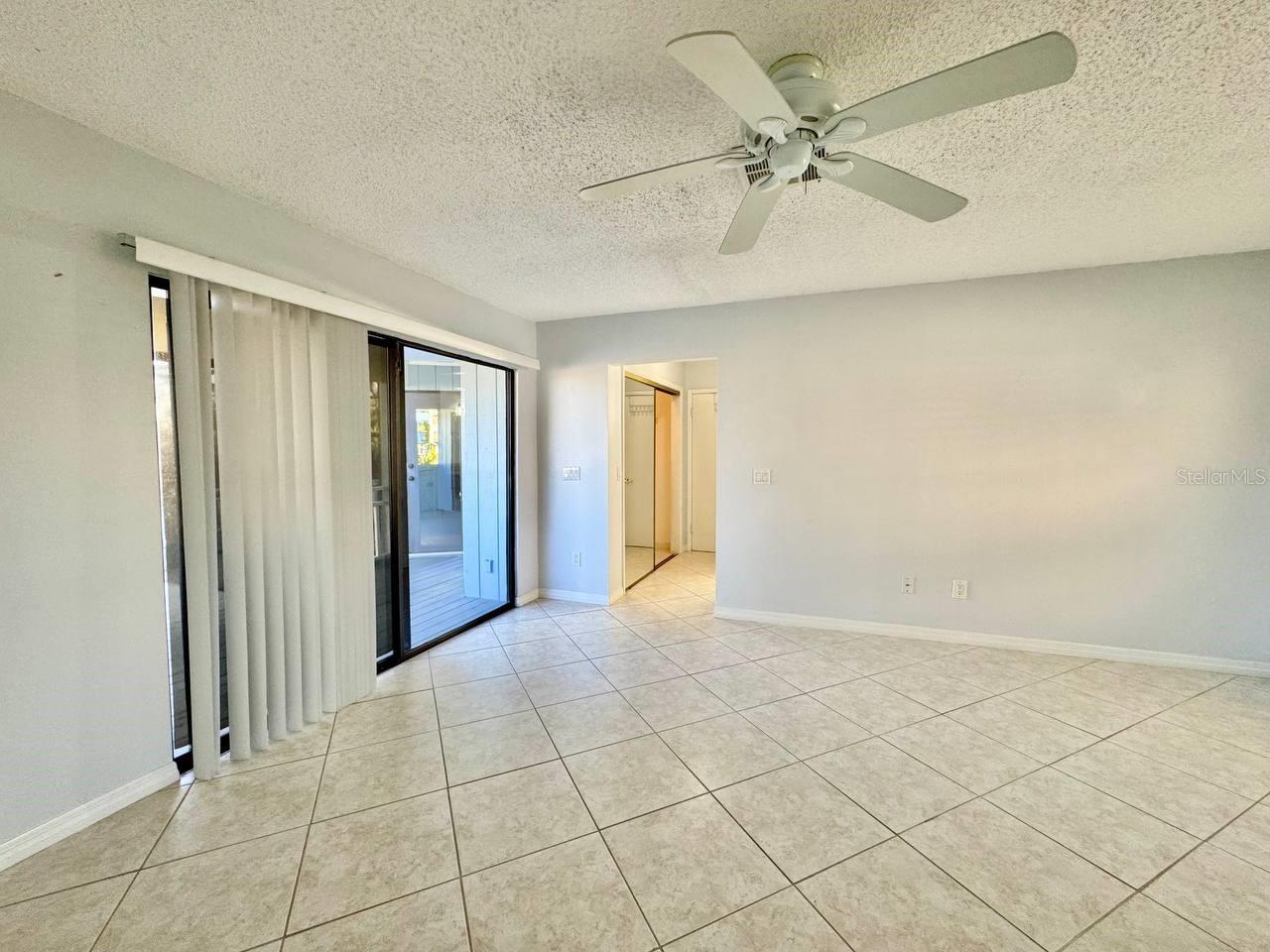 4112 BEACH DR SE, ST PETERSBURG, FL, 33705