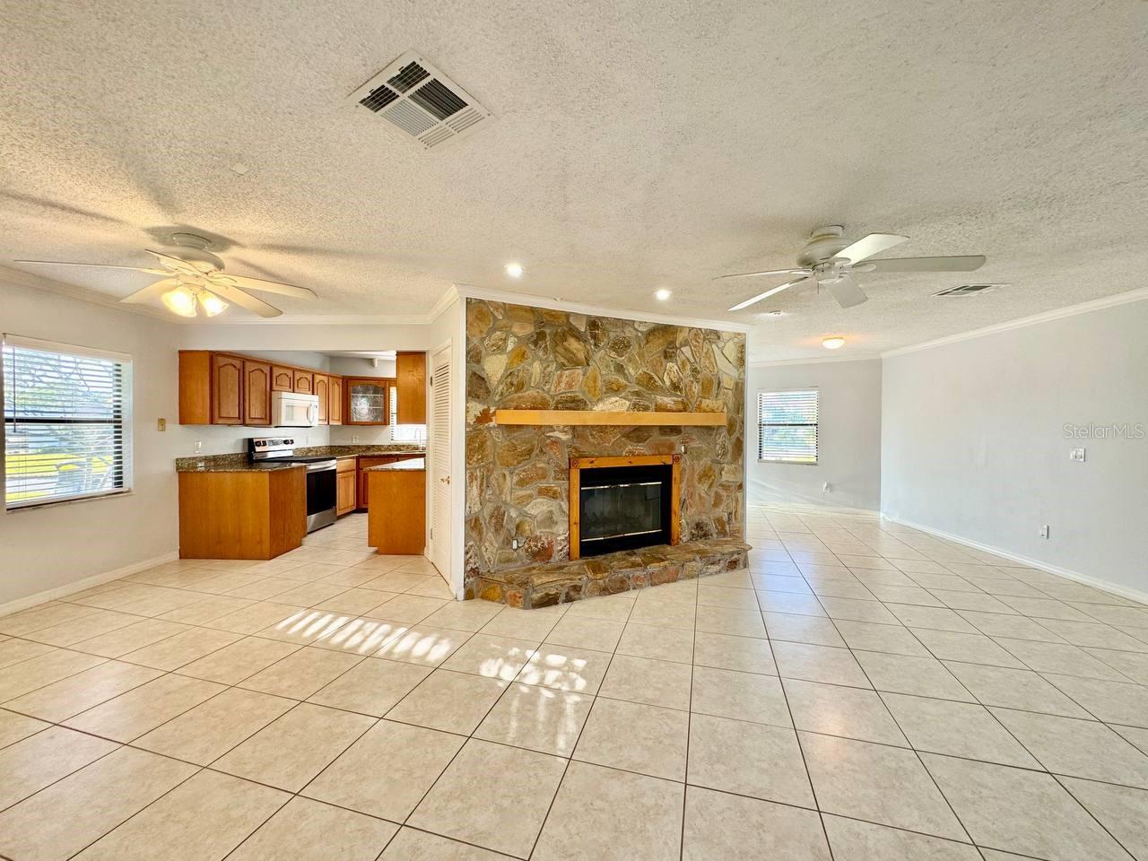4112 BEACH DR SE, ST PETERSBURG, FL, 33705