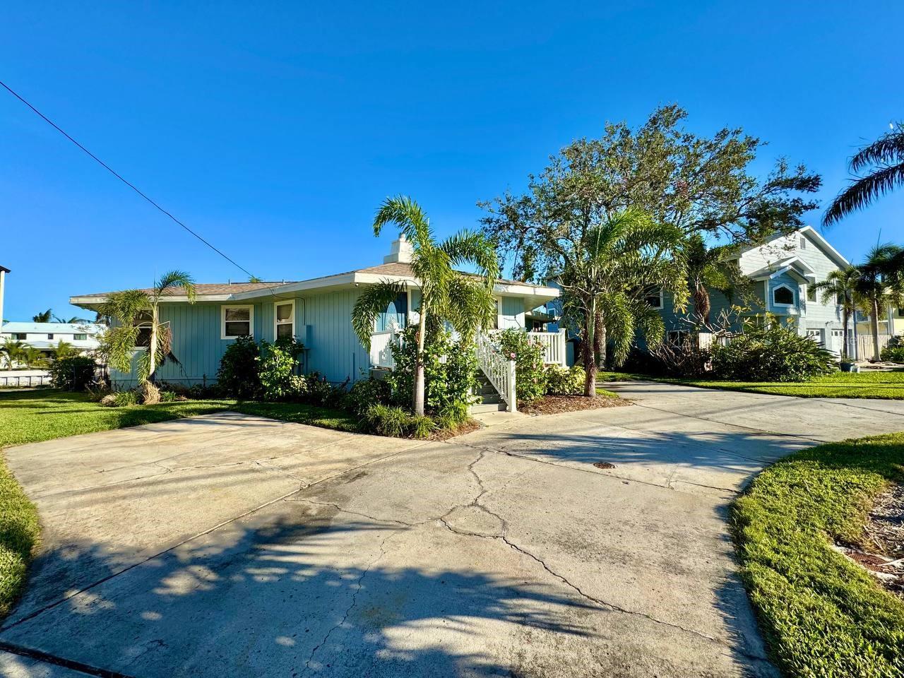 4112 BEACH DR SE, ST PETERSBURG, FL, 33705