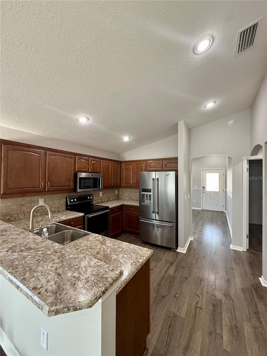 6527 BAYSTON HILL PL, ZEPHYRHILLS, FL, 33541