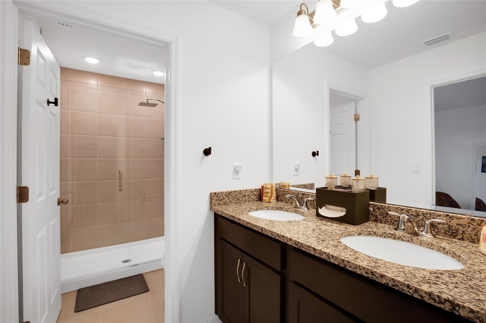 1601 SWAN SWIM DR, DAVENPORT, FL, 33837