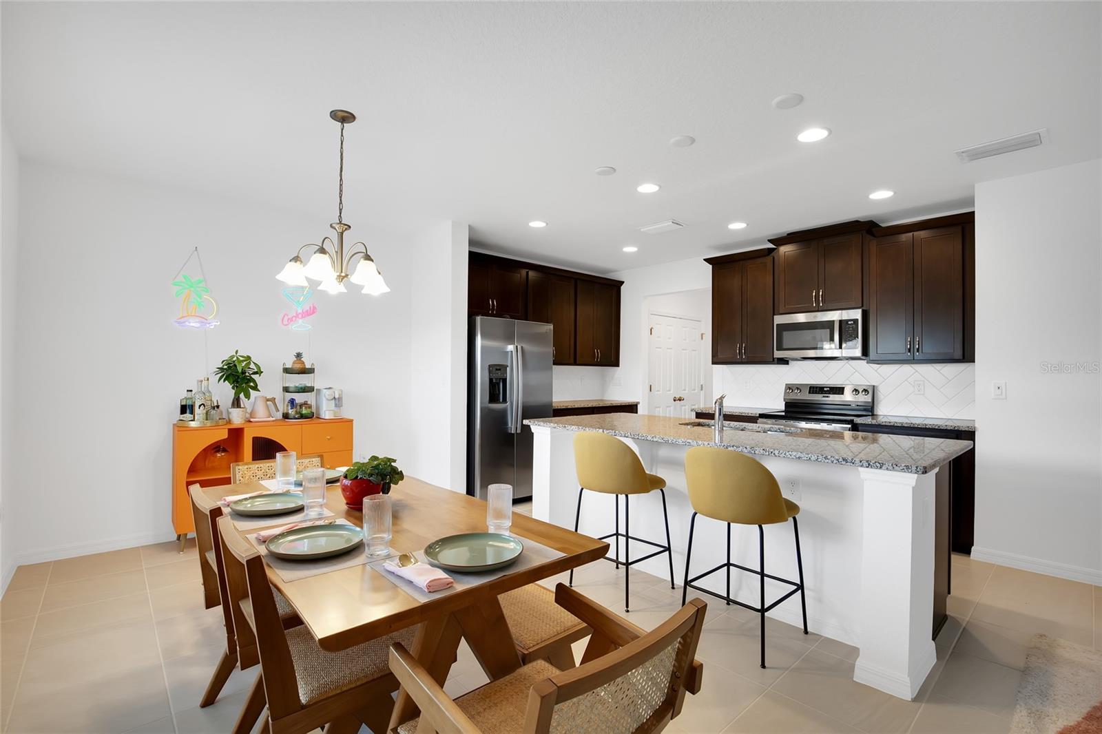 1601 SWAN SWIM DR, DAVENPORT, FL, 33837