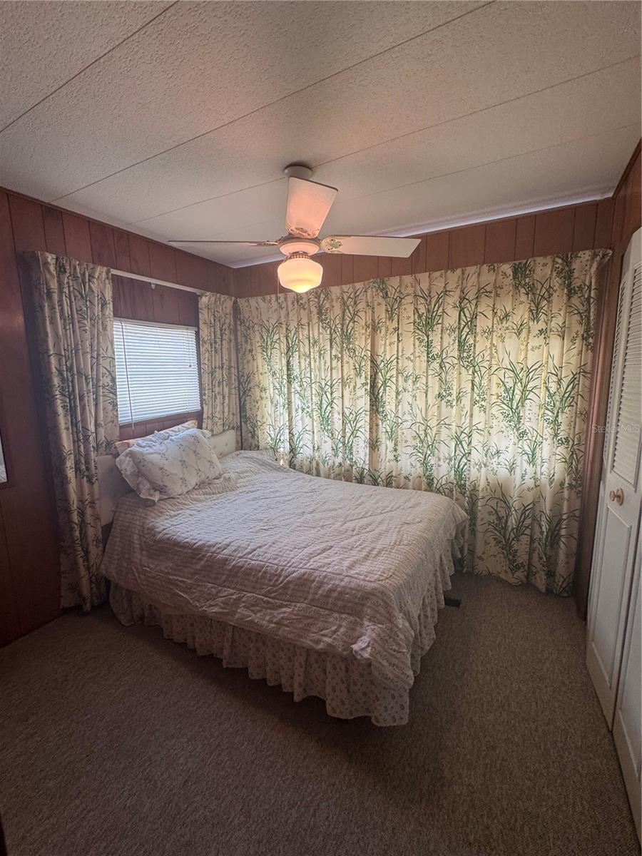 37925 DATE PALM DR, ZEPHYRHILLS, FL, 33542