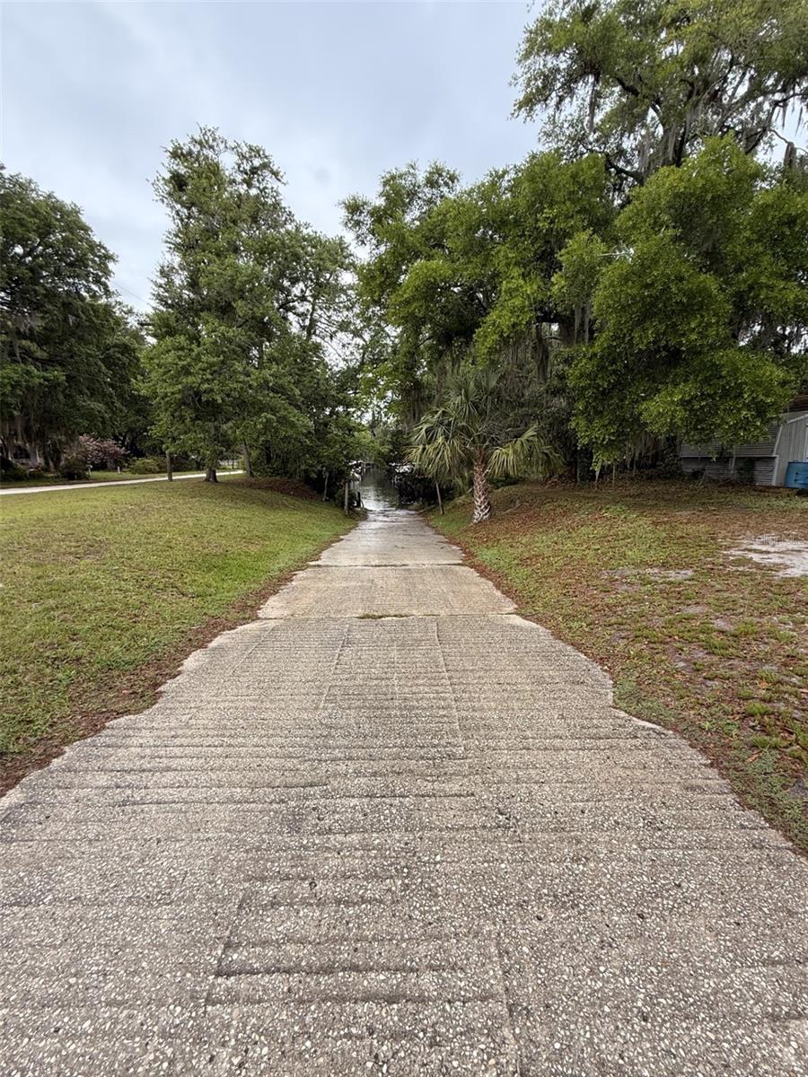 218 PINE DR, CRESCENT CITY, FL, 32112