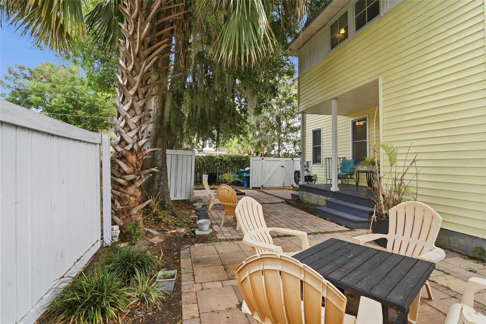 318 N COLONIAL CT, DELAND, FL, 32720