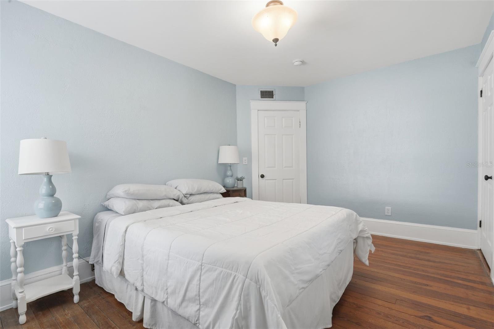 318 N COLONIAL CT, DELAND, FL, 32720