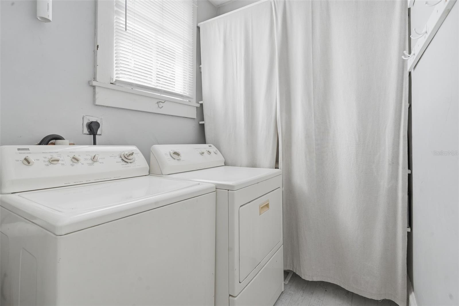 318 N COLONIAL CT, DELAND, FL, 32720