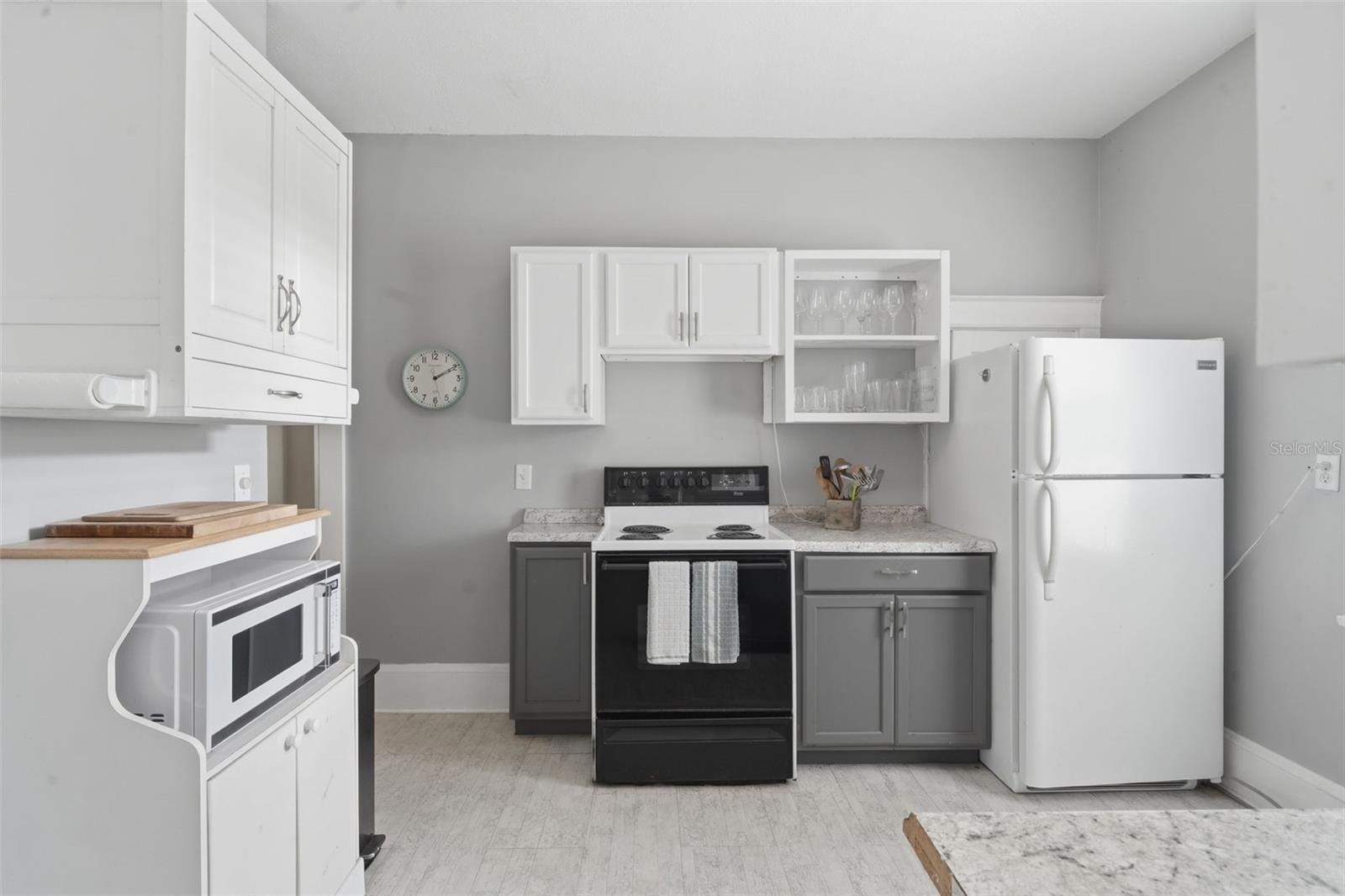 318 N COLONIAL CT, DELAND, FL, 32720