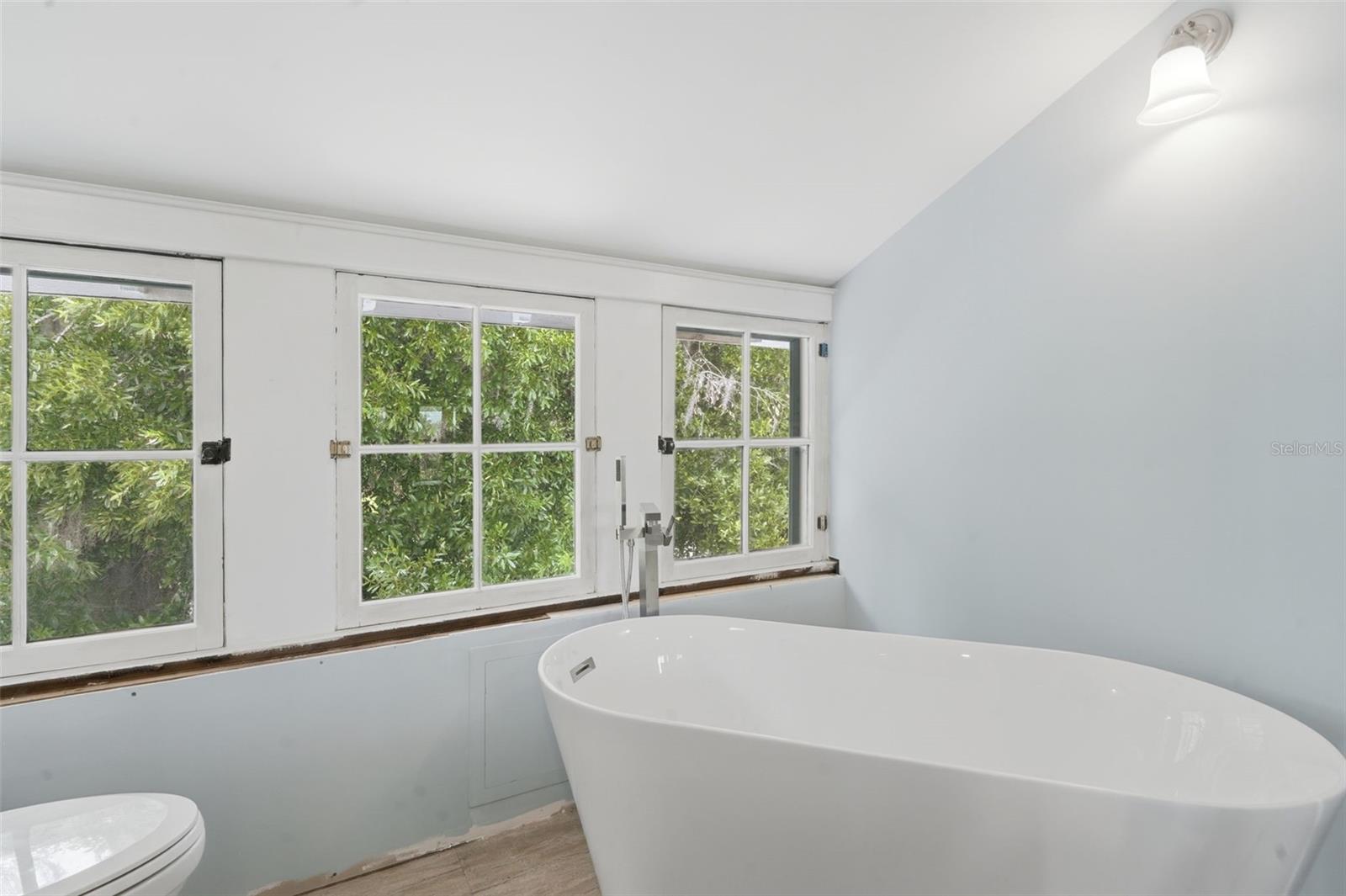 318 N COLONIAL CT, DELAND, FL, 32720