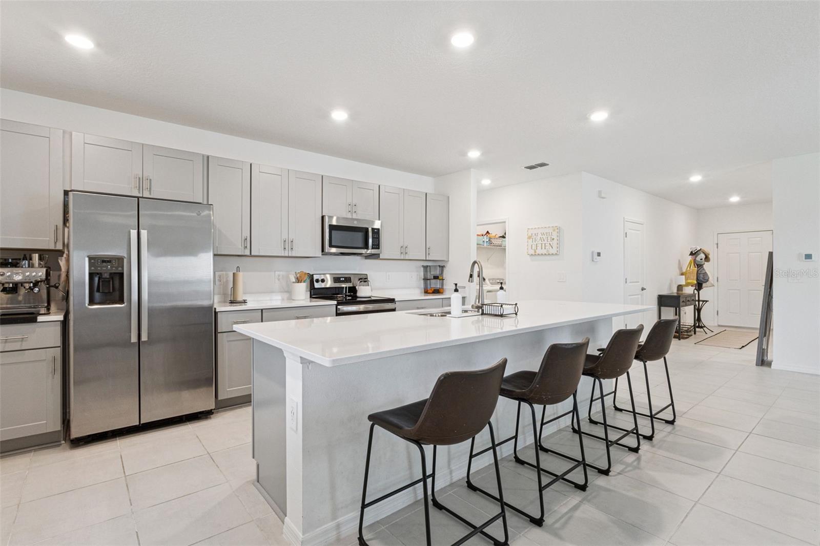 1099 CALICO POINTE CIR, GROVELAND, FL, 34736