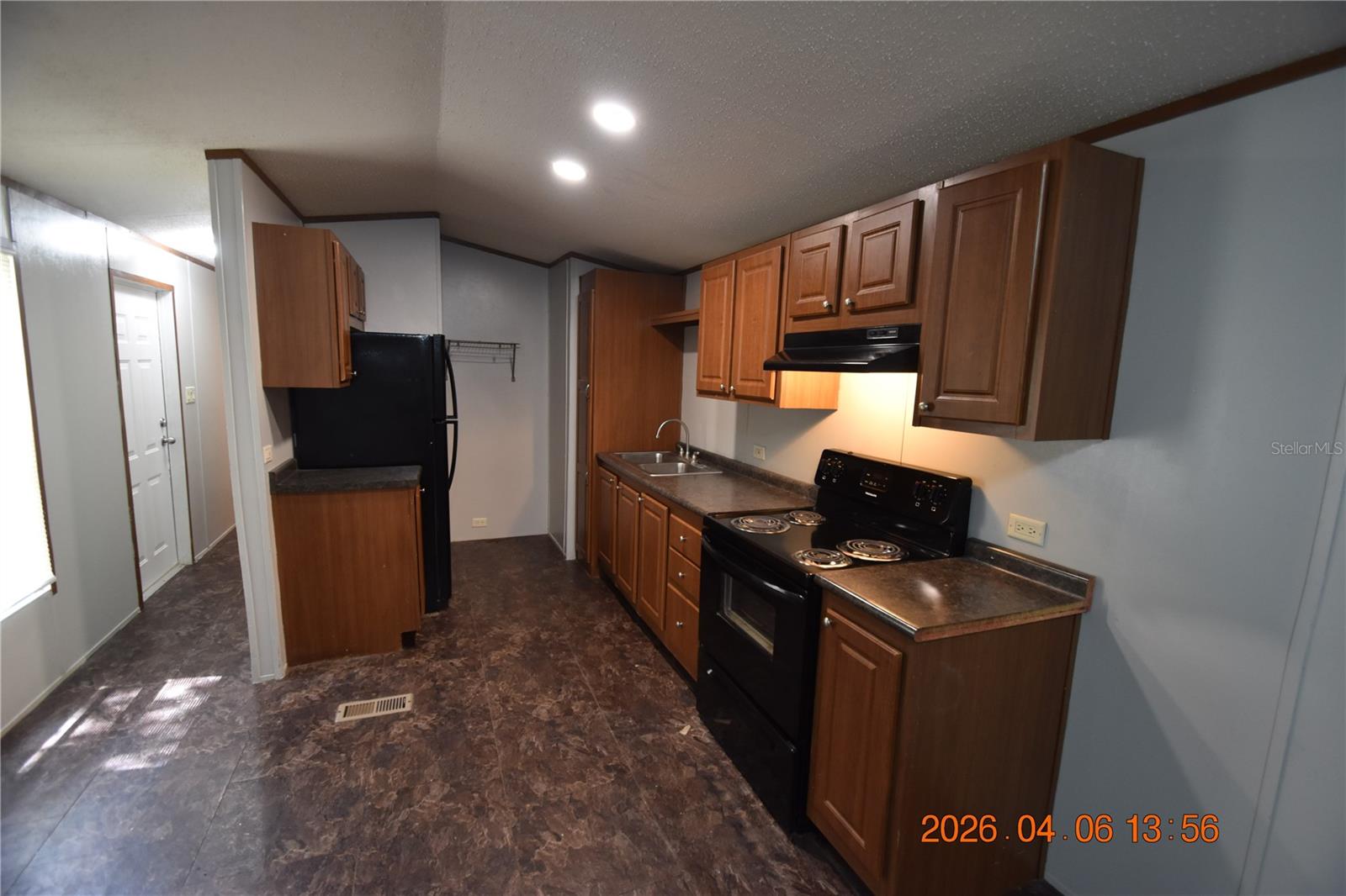 7515 SYMMES RD #Lot #5, GIBSONTON, FL, 33534
