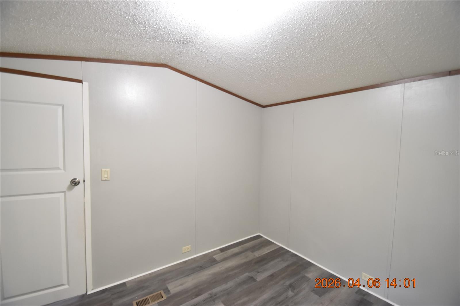 7515 SYMMES RD #Lot #5, GIBSONTON, FL, 33534