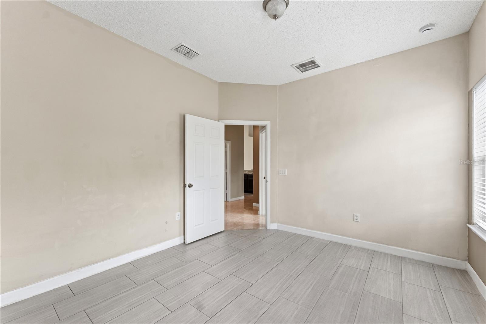 2047 ISLAND BROOK LN, ORLANDO, FL, 32824