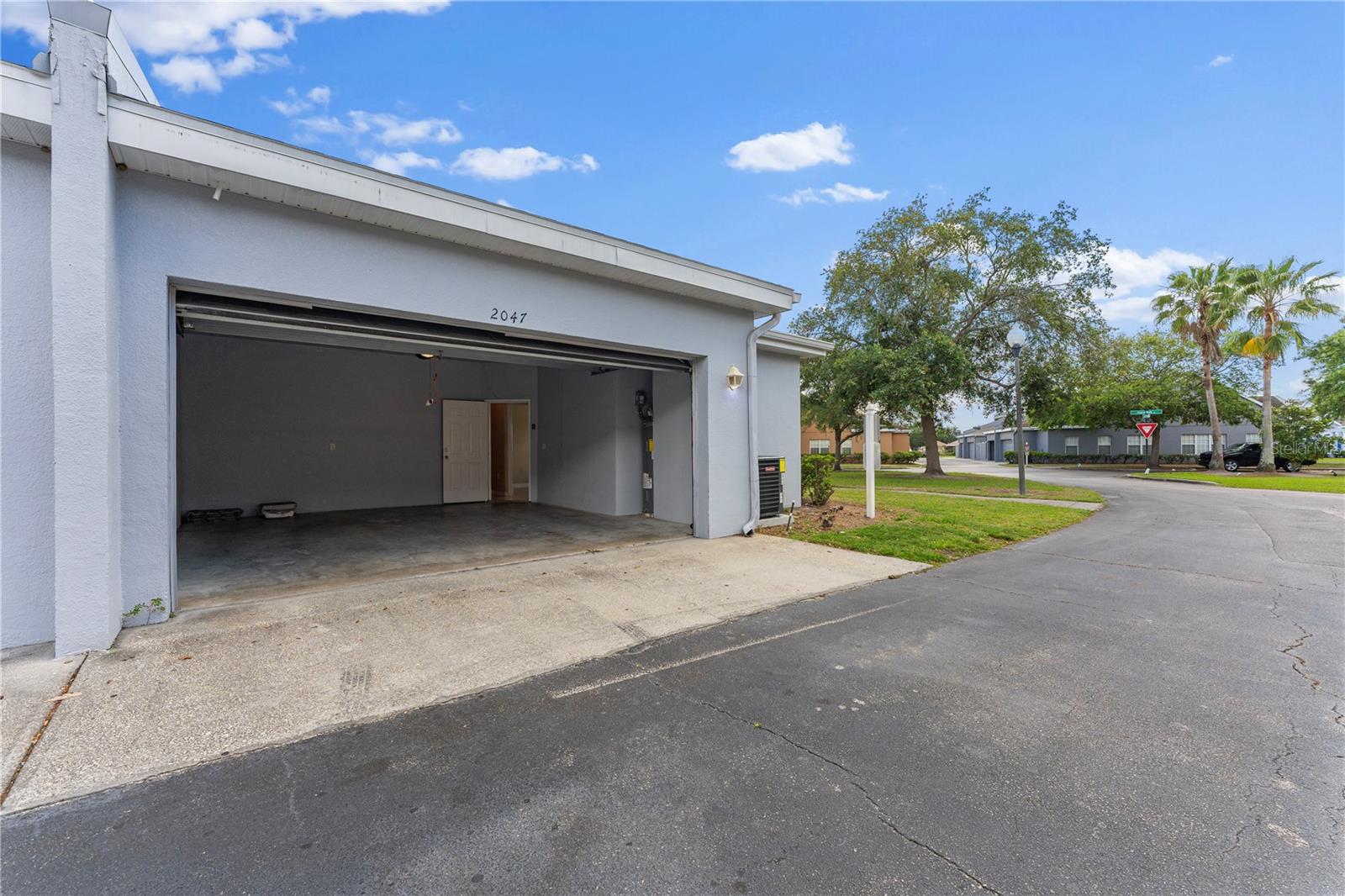 2047 ISLAND BROOK LN, ORLANDO, FL, 32824