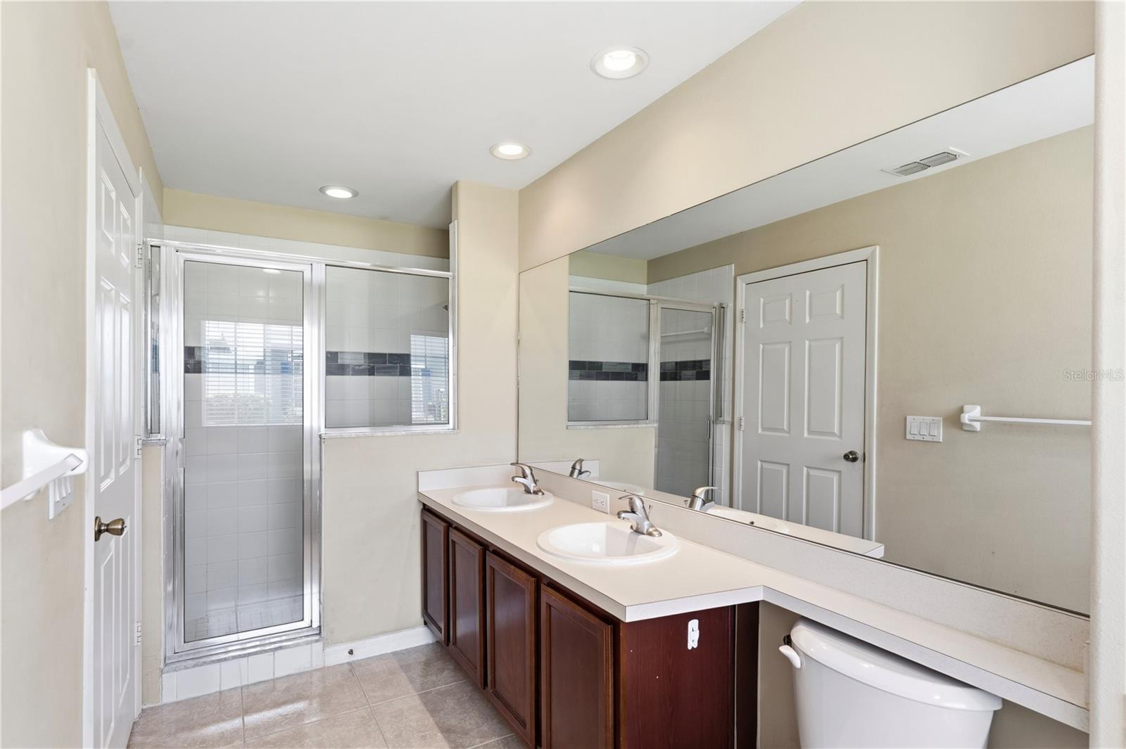 2047 ISLAND BROOK LN, ORLANDO, FL, 32824