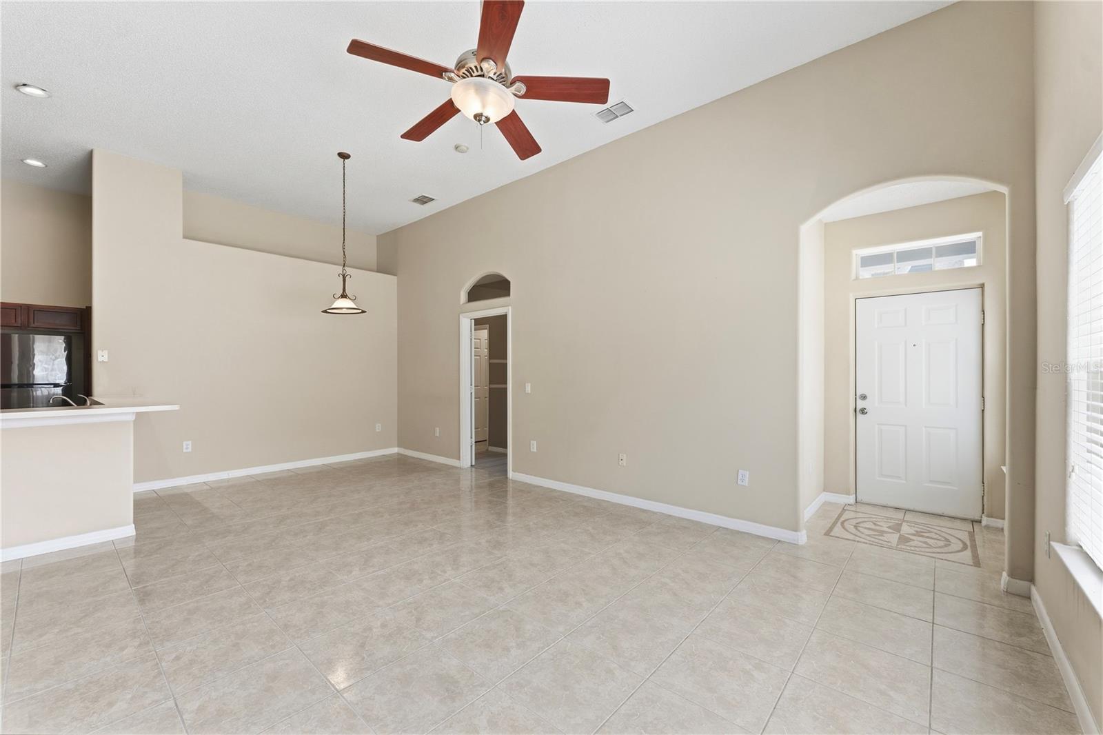 2047 ISLAND BROOK LN, ORLANDO, FL, 32824